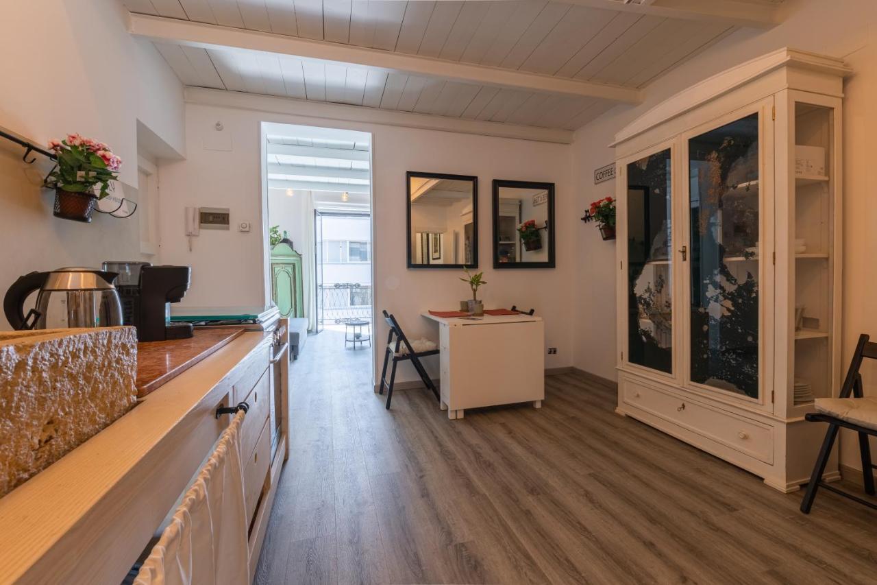 Elly Holiday House Палермо Экстерьер фото
